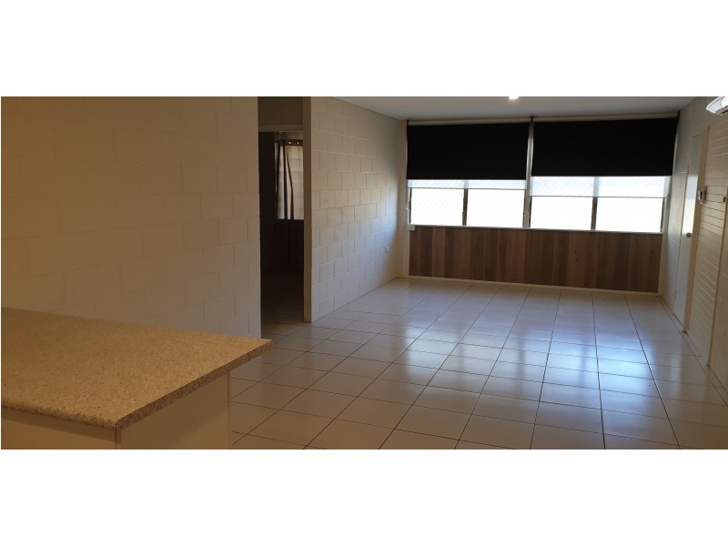 4/48 Alfred Street, Manunda QLD 4870