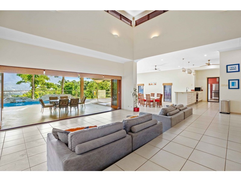 49 The Peak Road, Brinsmead QLD 4870