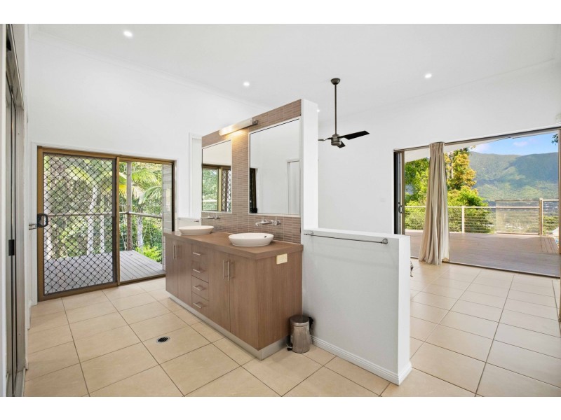 49 The Peak Road, Brinsmead QLD 4870