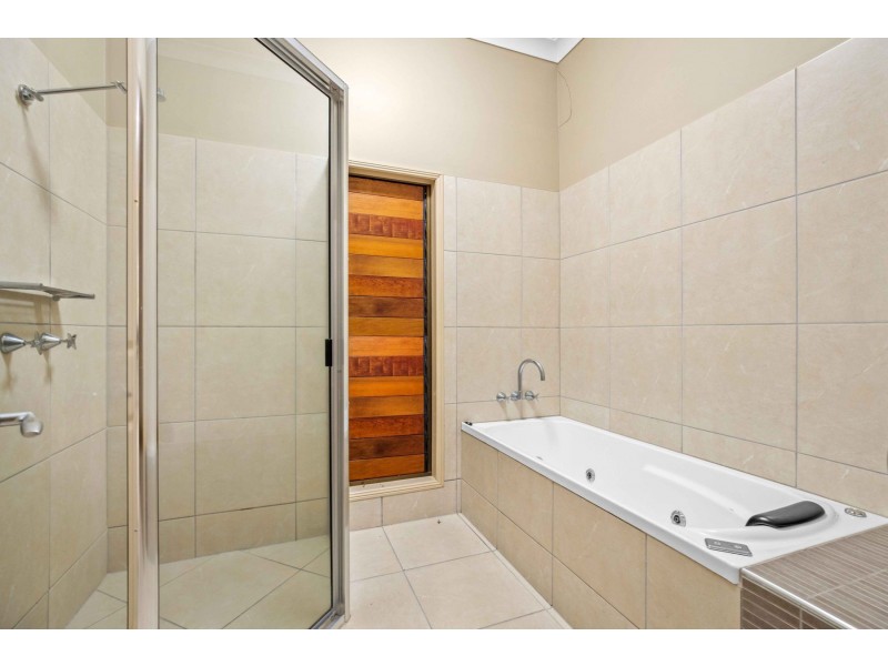 49 The Peak Road, Brinsmead QLD 4870
