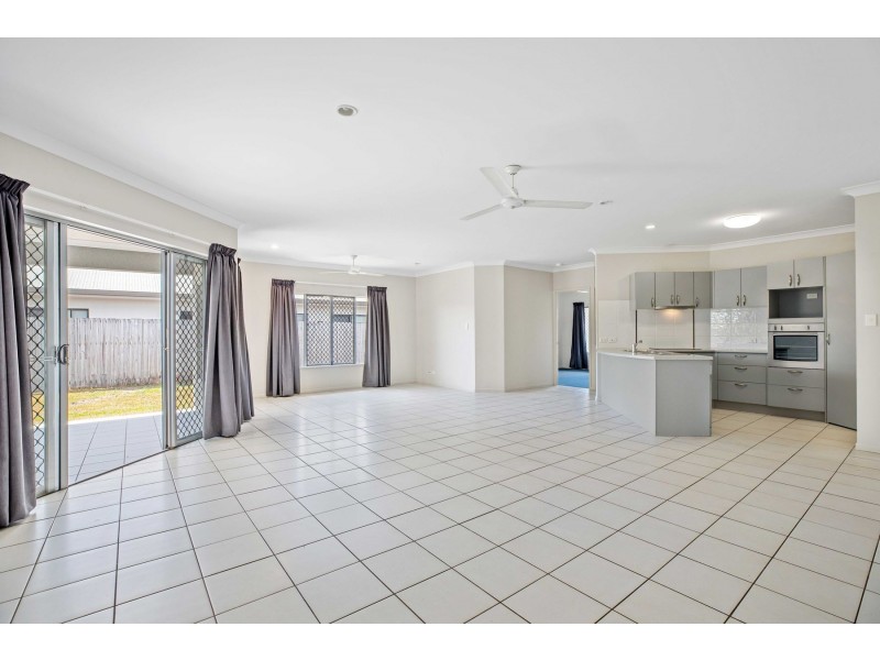 7 Allanton Link, Trinity Park QLD 4879