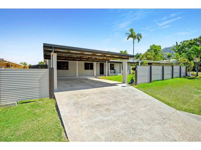 15 Serissa Street, Mooroobool QLD 4870