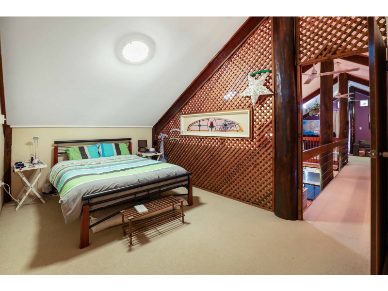 31 Ramsey Drive, Kanimbla QLD 4870