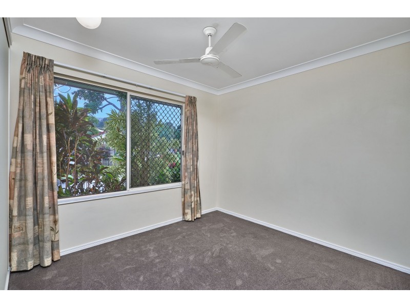 9 Chesterfield Close, Brinsmead QLD 4870