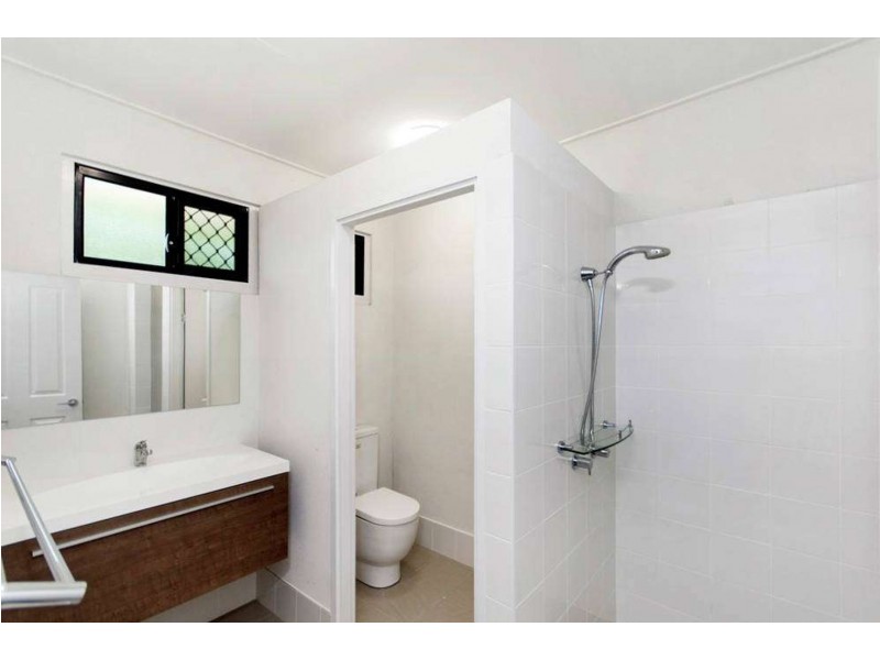 4/338 Sheridan Street, Cairns North QLD 4870