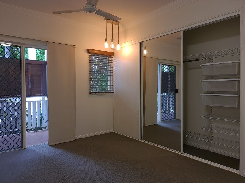 9/5-7 Lily Street, Cairns North QLD 4870