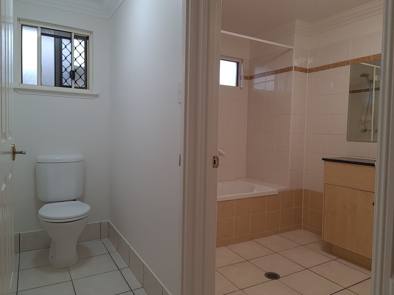 9/5-7 Lily Street, Cairns North QLD 4870