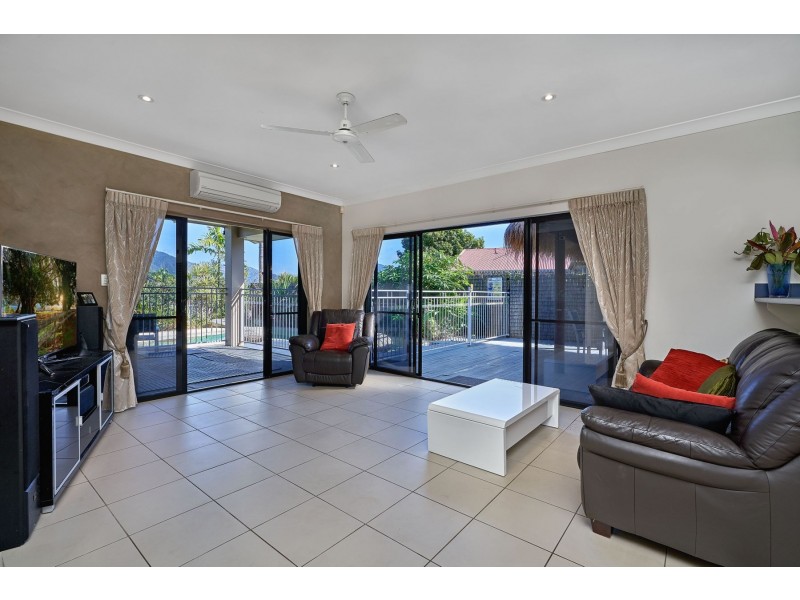 15 St Albans Street, Brinsmead QLD 4870