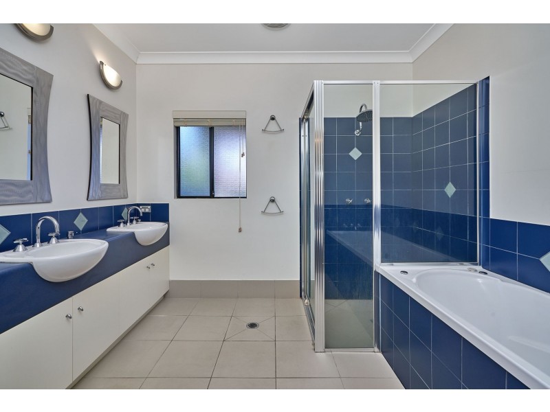 15 St Albans Street, Brinsmead QLD 4870