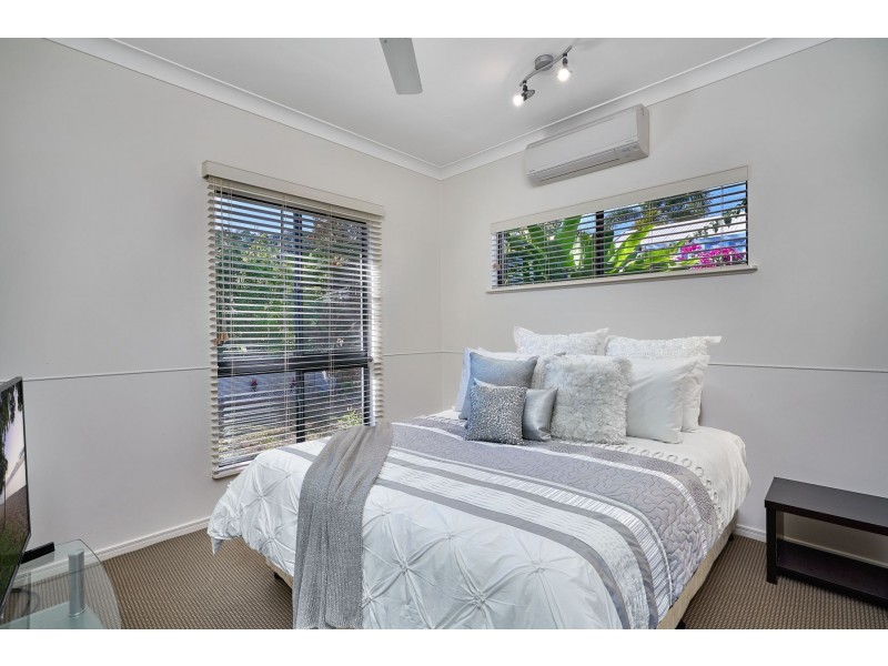 15 St Albans Street, Brinsmead QLD 4870