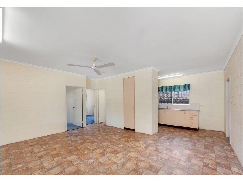 2/4 Alabama Street, White Rock QLD 4868