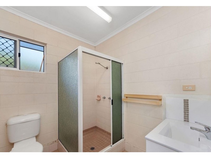 2/4 Alabama Street, White Rock QLD 4868