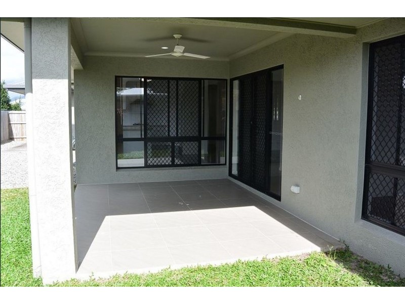 11 The Avenue, Trinity Park QLD 4879