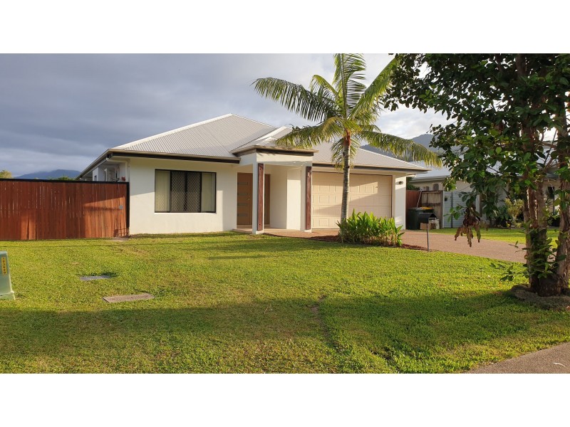 7 Bowline Place, Trinity Beach QLD 4879
