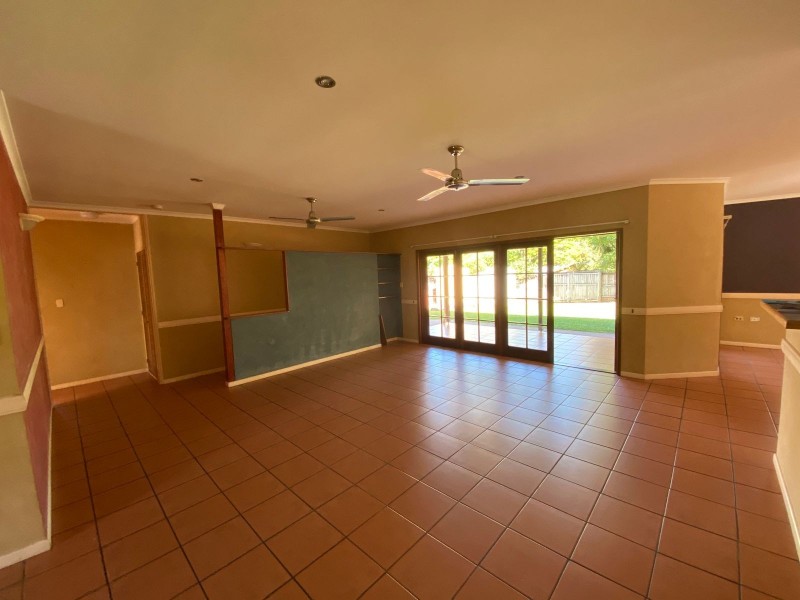 9 Bellbush Close, Mount Sheridan QLD 4868