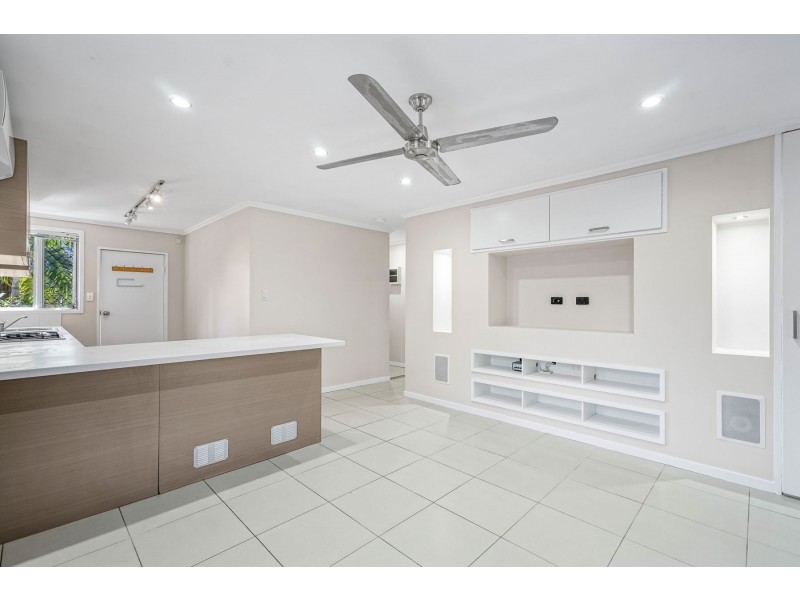 10/189 McLeod Street, Cairns North QLD 4870