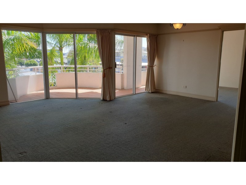 10/73 Spence Street, Cairns City QLD 4870