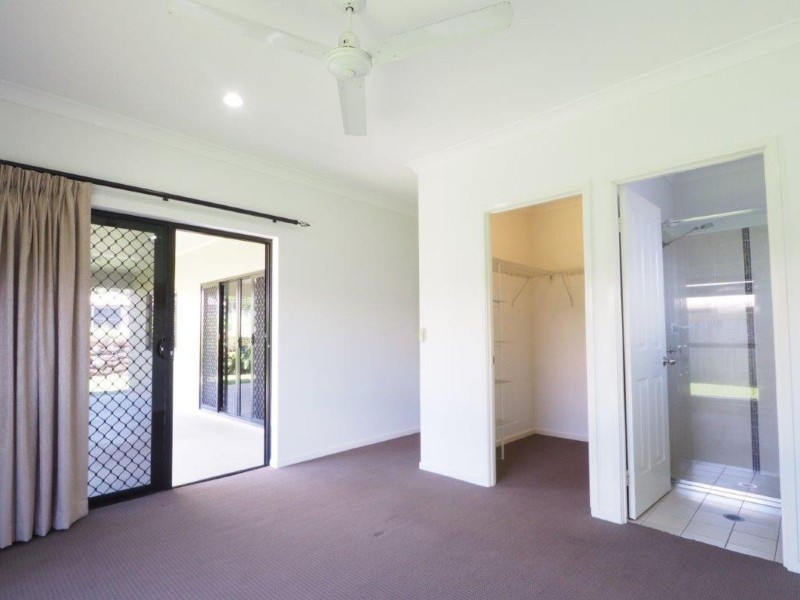 17 Conway Close, Bentley Park QLD 4869