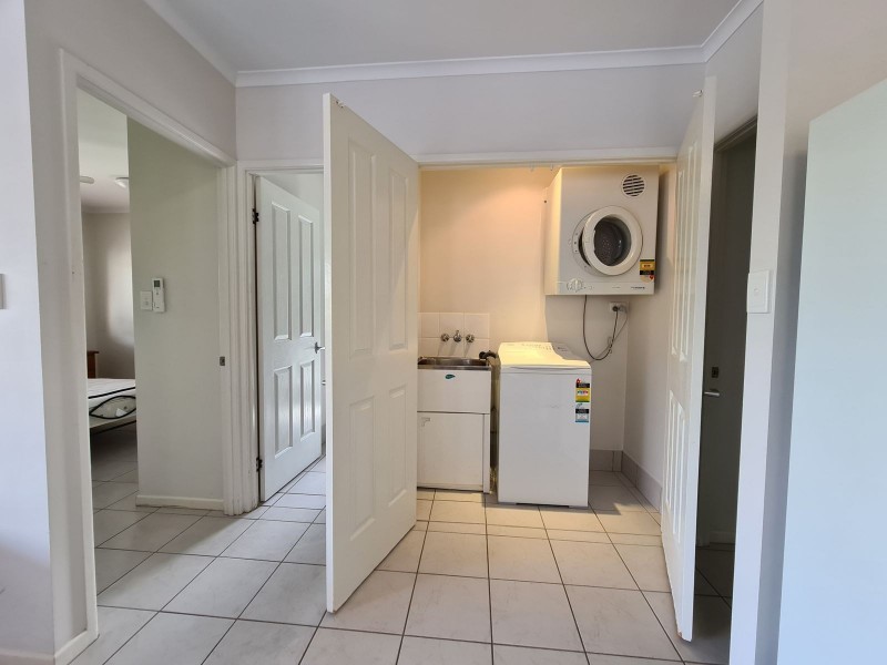 4/238-240 McLeod Street, Cairns North QLD 4870