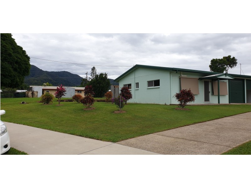 1/52 Alberta Drive, Woree QLD 4868