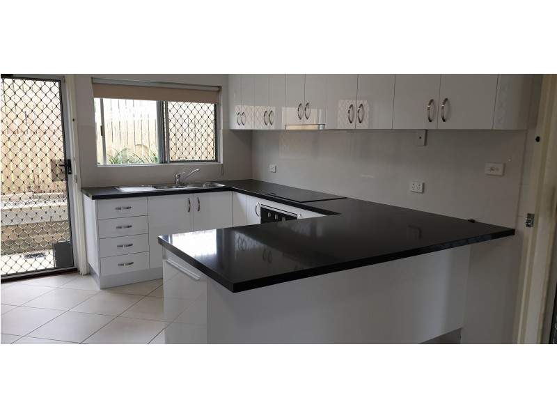 1/52 Alberta Drive, Woree QLD 4868