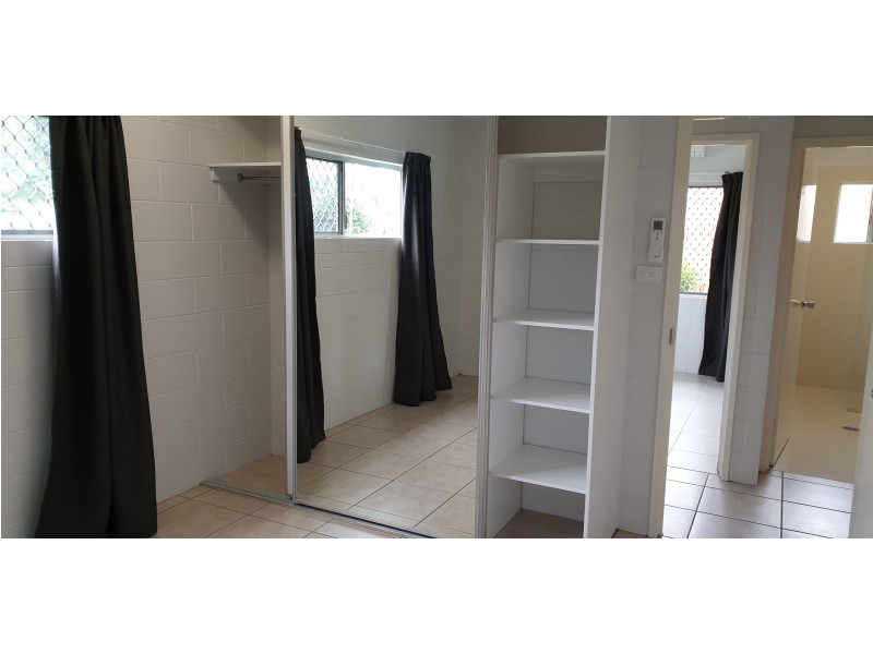 1/52 Alberta Drive, Woree QLD 4868