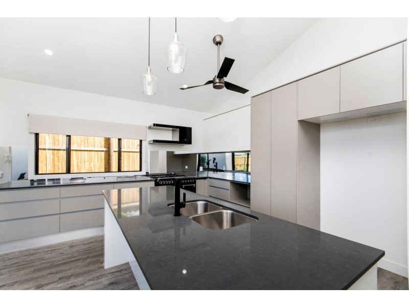 5 Whipbird Drive, Smithfield QLD 4878