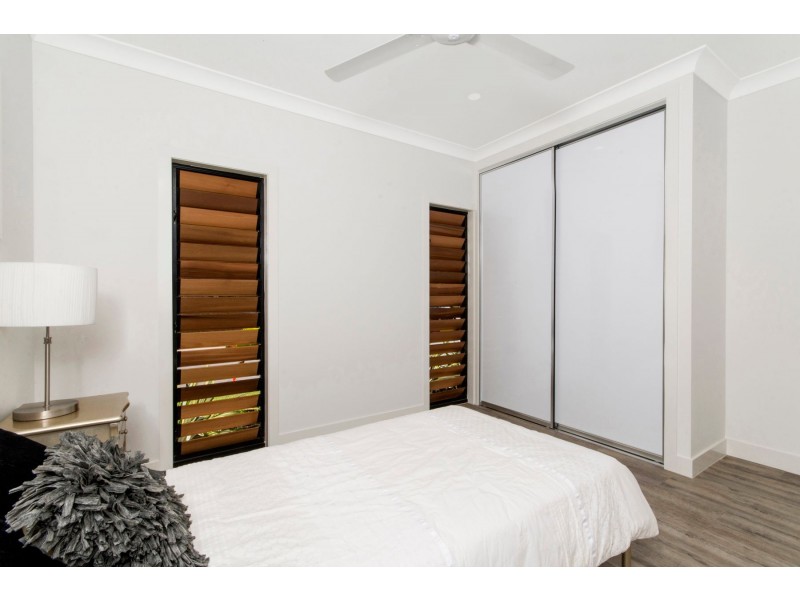 5 Whipbird Drive, Smithfield QLD 4878