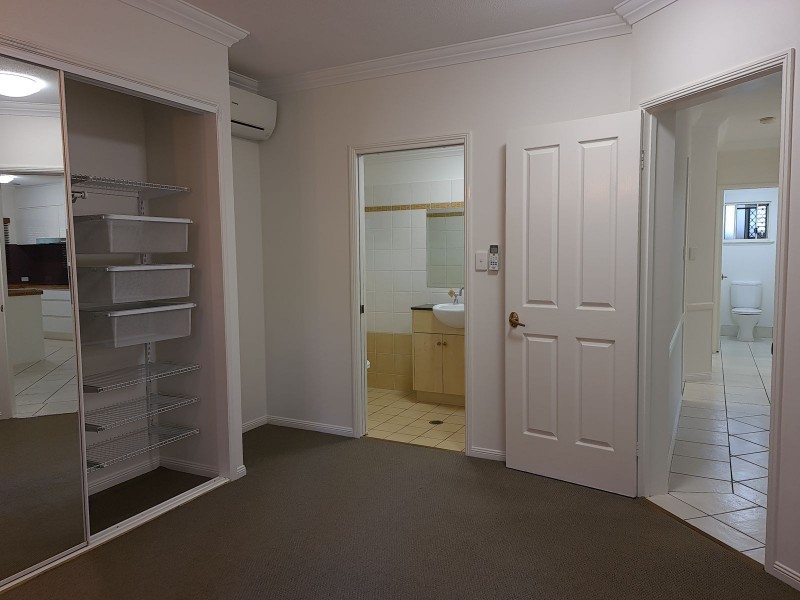 9/5-7 Lily Street, Cairns North QLD 4870