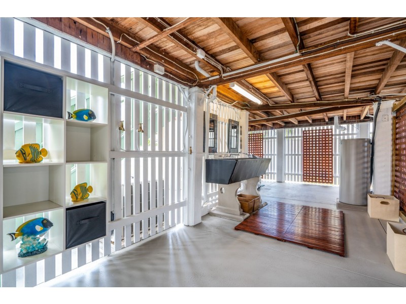 3 Jones Street, Westcourt QLD 4870