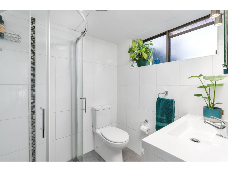 30/249-255 Esplanade, Cairns North QLD 4870