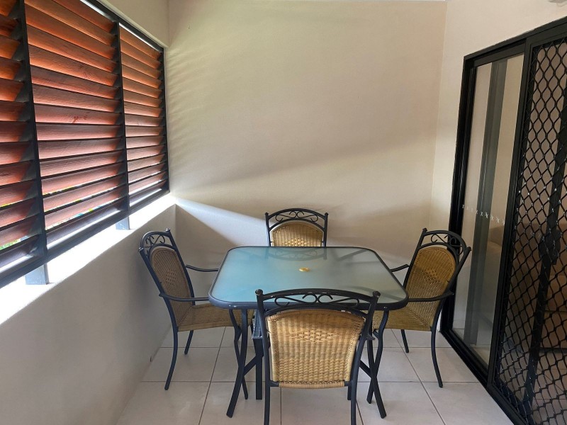 5/238-240 McLeod Street, Cairns North QLD 4870