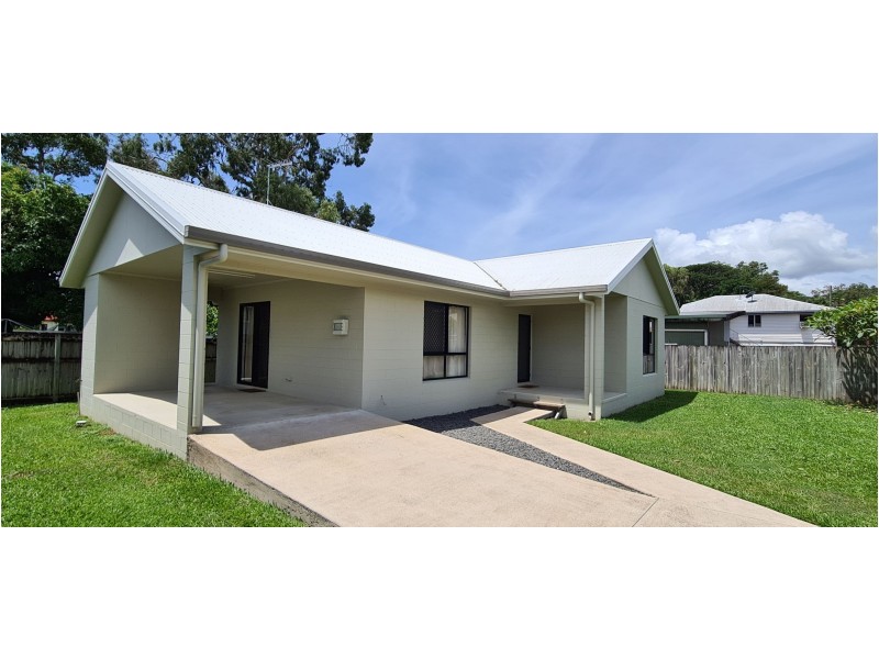 2/10 Olive Street, Manoora QLD 4870