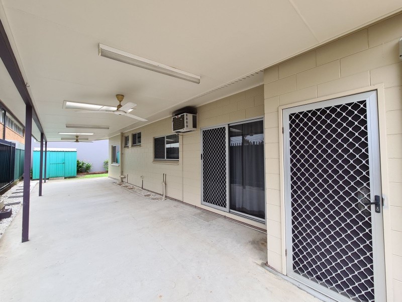 18 Upward Street, Cairns North QLD 4870