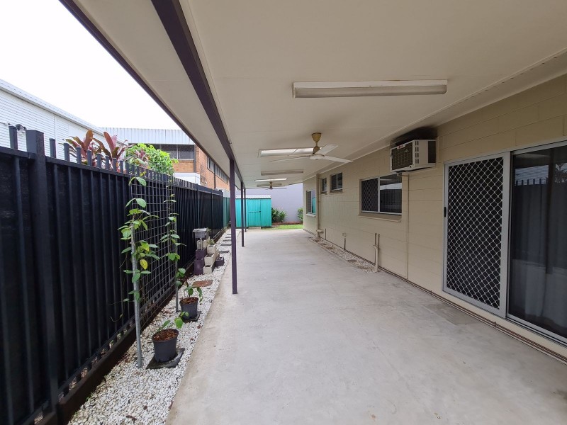 18 Upward Street, Cairns North QLD 4870