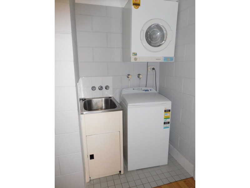 1/45-49 Minnie Street, Parramatta Park QLD 4870