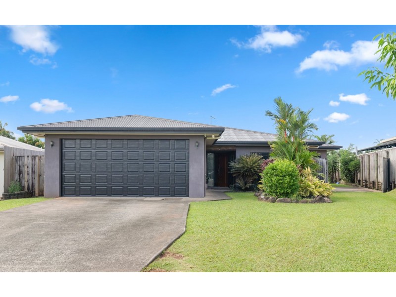 33 Bassett Street, Kanimbla QLD 4870
