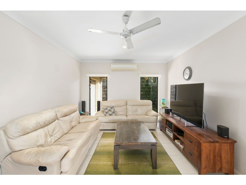 2 Kawana Street, Caravonica QLD 4878