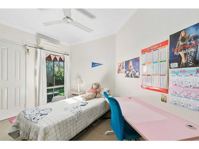 2 Kawana Street, Caravonica QLD 4878