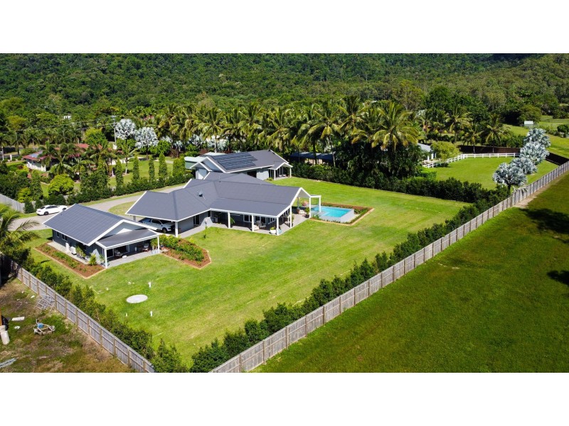 30-32 James Cook Drive, Kewarra Beach QLD 4879