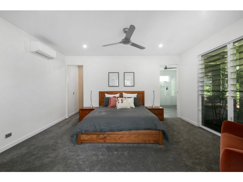 30-32 James Cook Drive, Kewarra Beach QLD 4879