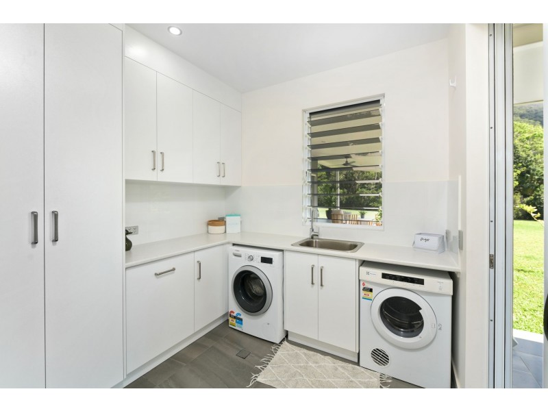 30-32 James Cook Drive, Kewarra Beach QLD 4879