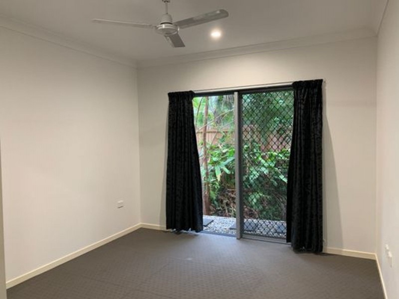 1/211-213 Kamerunga Road, Freshwater QLD 4870