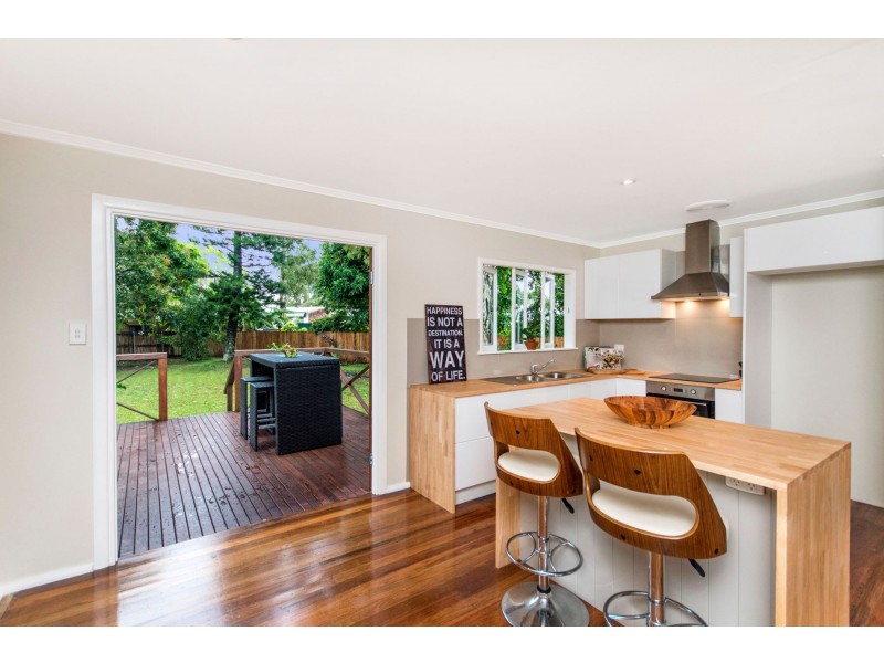 9 Jackson Close,, Westcourt QLD 4870