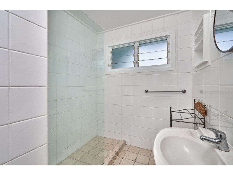 114 Wilkinson Street, Manunda QLD 4870