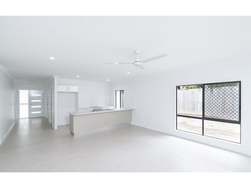 6 Griffiths Street, Manoora QLD 4870