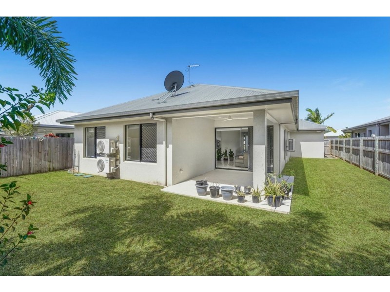 49 Hillary Drive, Smithfield QLD 4878