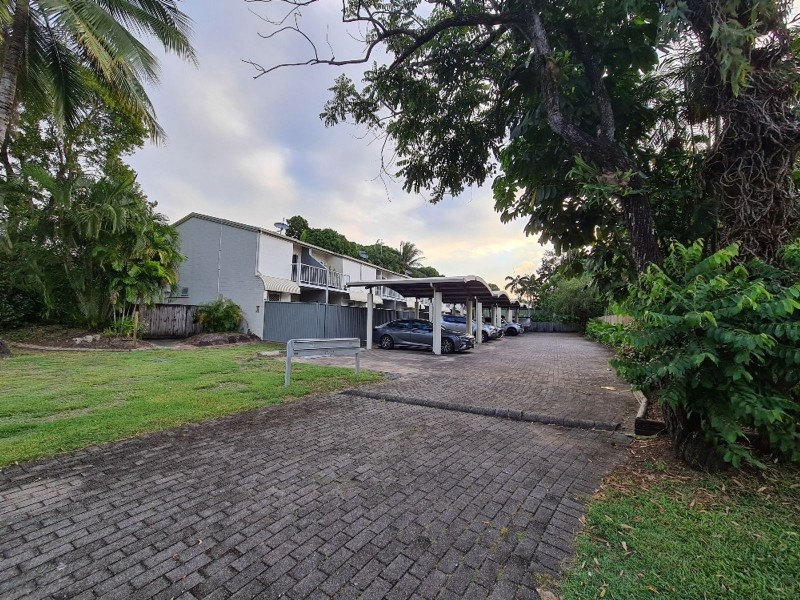 8/25-27 Fairweather Street, Yorkeys Knob QLD 4878