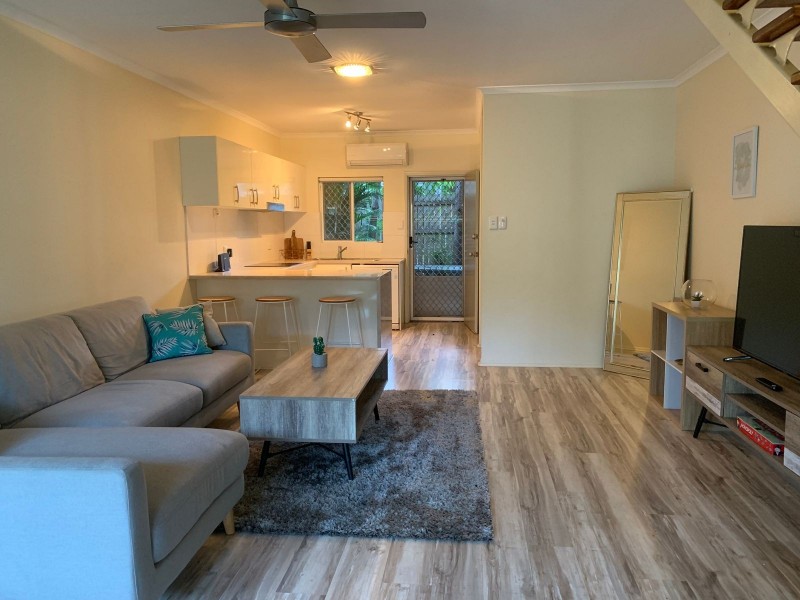 8/25-27 Fairweather Street, Yorkeys Knob QLD 4878