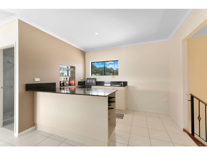 24 Greenock Way, Brinsmead QLD 4870